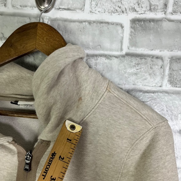 Under Armour Cowl Neck Neutral Cream Diagonal Zip Double Pocket Sweater Large - Picture 4 of 9